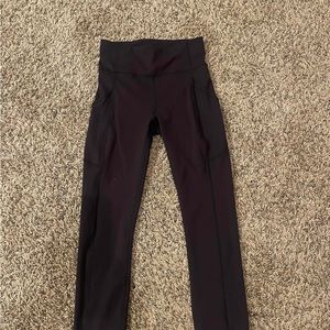 lulu black leggings size 4